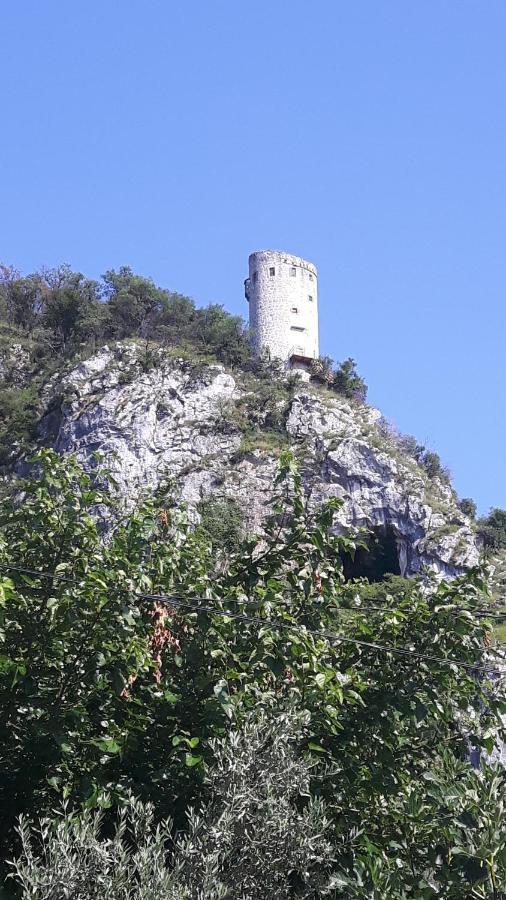 Apartamento Relax In Črni Kal Exterior foto